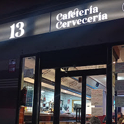 32- CAFETERIA 13